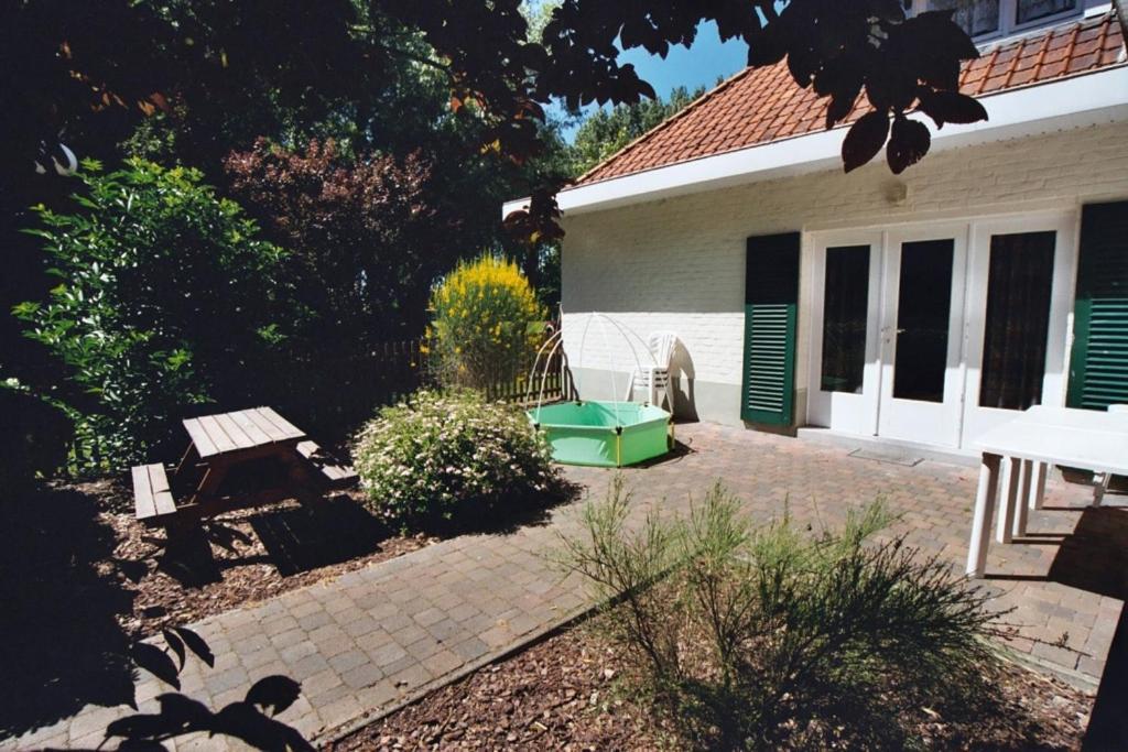 Appartement Dahlia Garden 8P De Haan Exterior foto